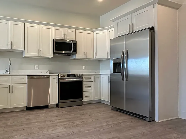 386 Atwells Ave — Photo 1