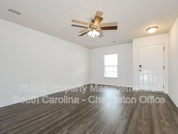 3rd image of 191 Emerald Isle Dr