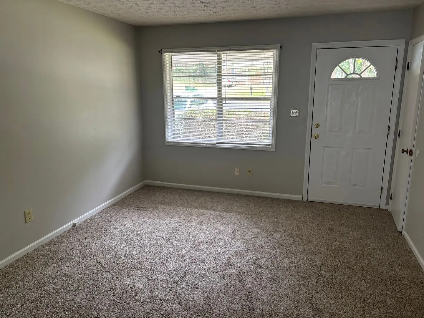 New On the Market! — Photo 2
