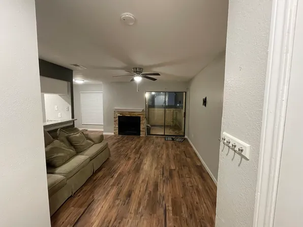 821 W Harwood Rd APT D, Hurst, TX 76054