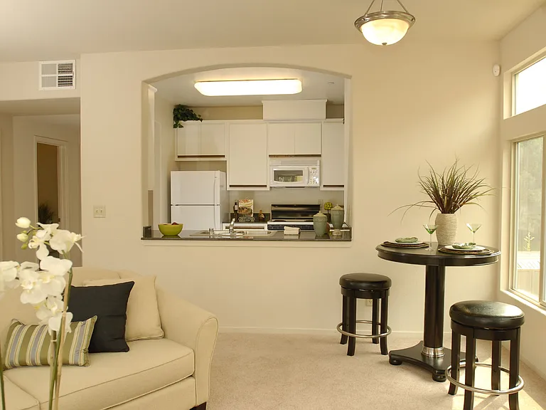 Sierra Lofts — Photo 11