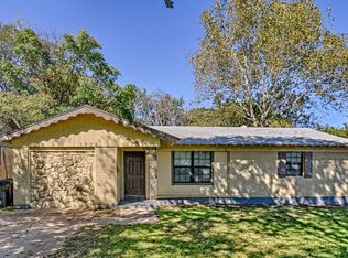 1824 Lucas Dr, Fort Worth, TX 76112