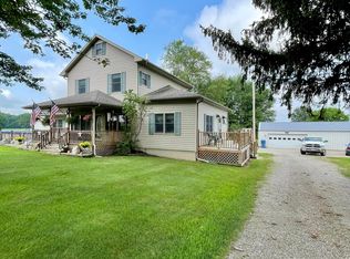 880 Dean Rd, Quincy, MI 49082