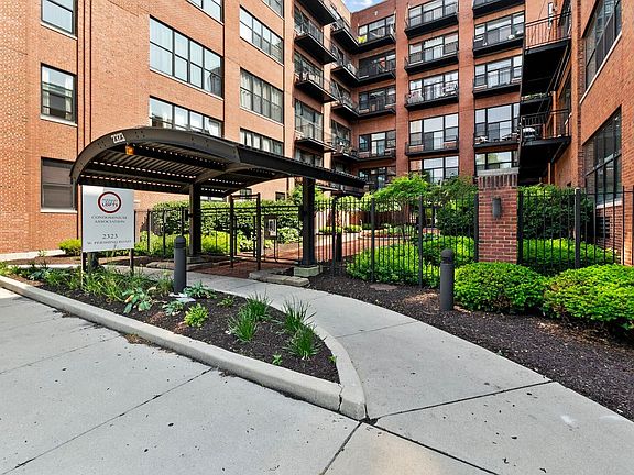 2nd image of 2323 W Pershing Rd APT 132