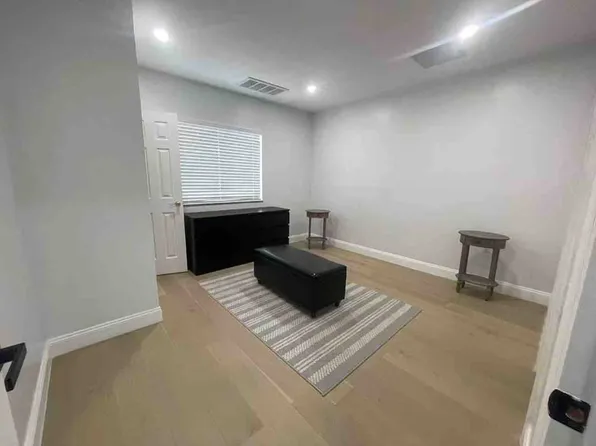 (undisclosed Address), Flushing, NY 11367