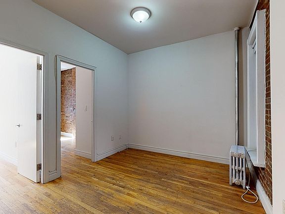 3rd image of 312 E 91st St APT 3R