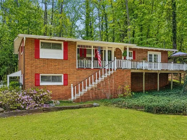 495 Bouldercrest Dr SW, Marietta, GA 30064