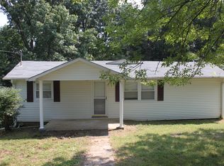 1190 Saint Paul Church Rd, Huntingdon, TN 38344