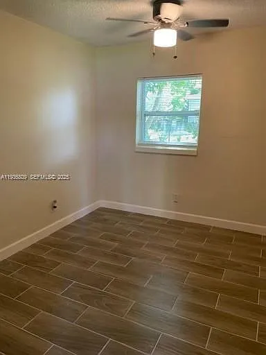 2930 NW 8th St #2 — Photo 6