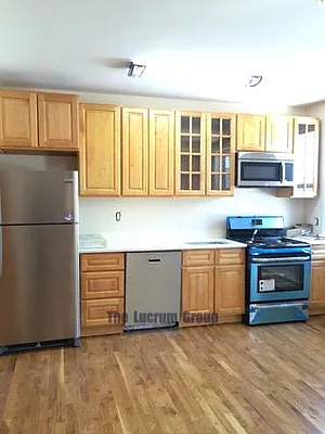 Rented by Lucrum Group | media 13