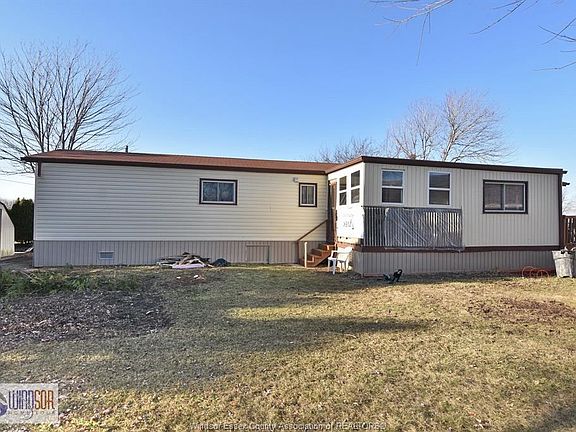 5th image of 327 Regent Ct