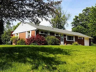 1514 Sangamon Dr photo 1