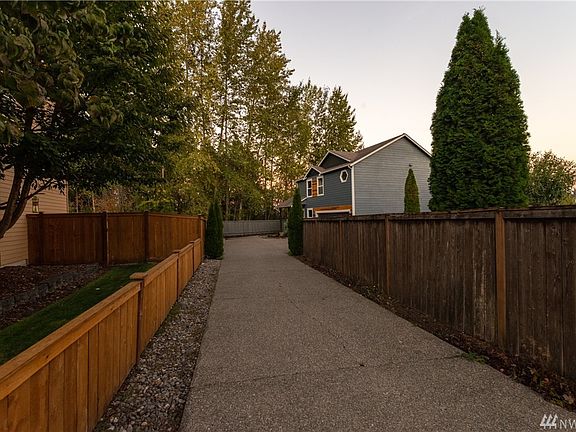 5th image of 17005 131st Ave E