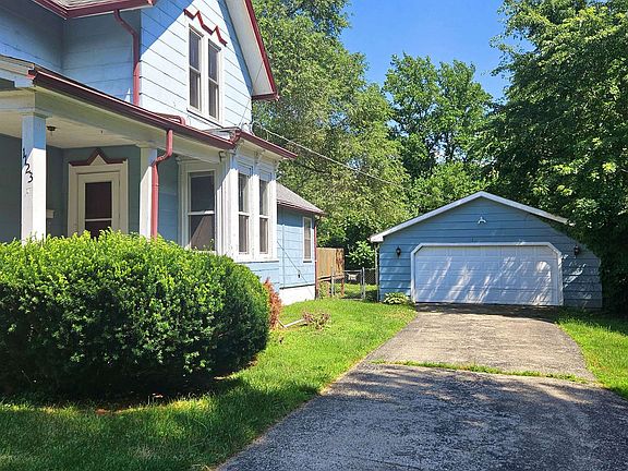 2nd image of 1123 Grant Ave