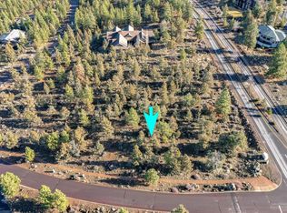 2052 NW Perspective Dr, Bend, OR 97703