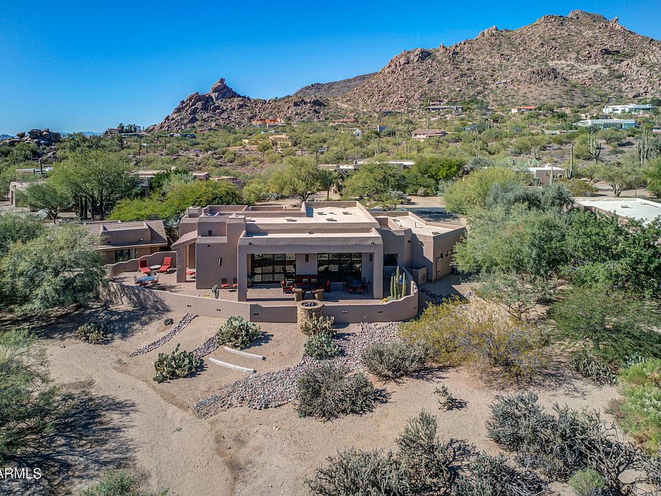 1st image of 2032 N SMOKETREE Drive