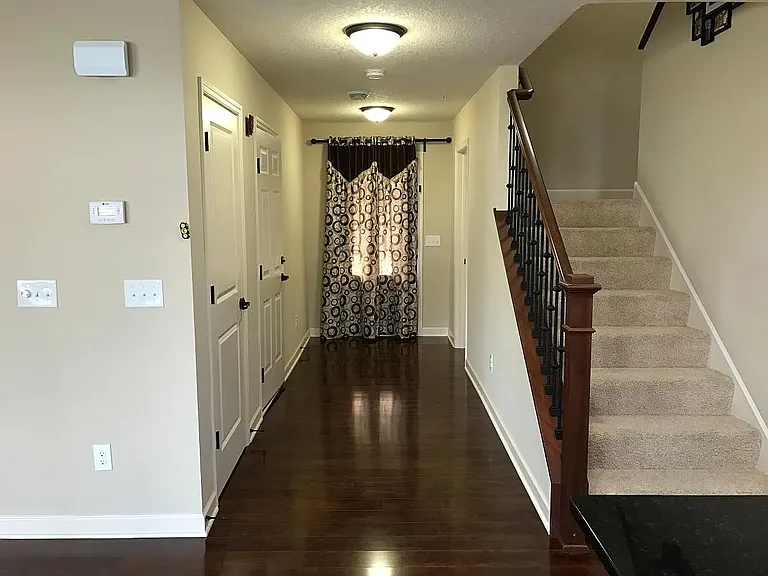 3461 Chestnut Ln — Photo 1