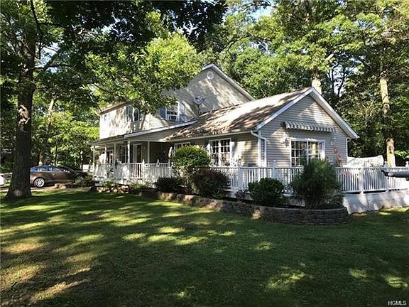 2nd image of 25 Southside Dr