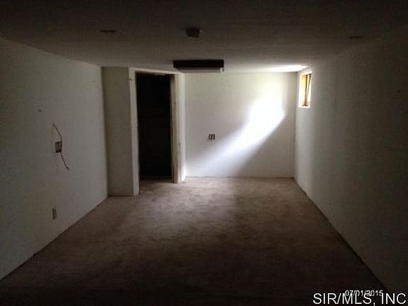 4th image of 2520 E 24th St