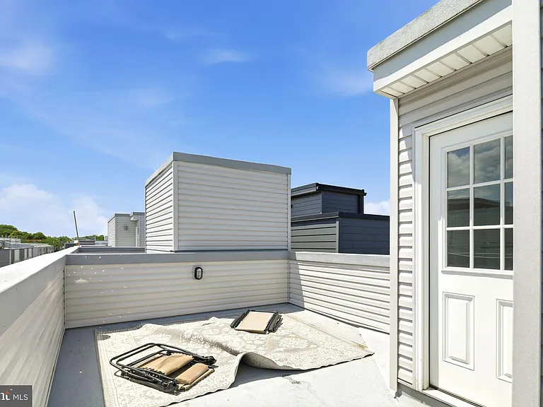 1329 N 17th St #8D — Photo 15