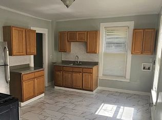 611 Elm St #B, New Haven, CT 06511