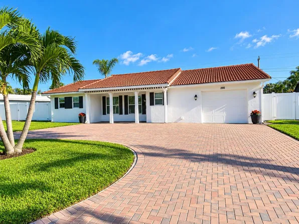 266 SW 12th St, Boca Raton, FL 33432