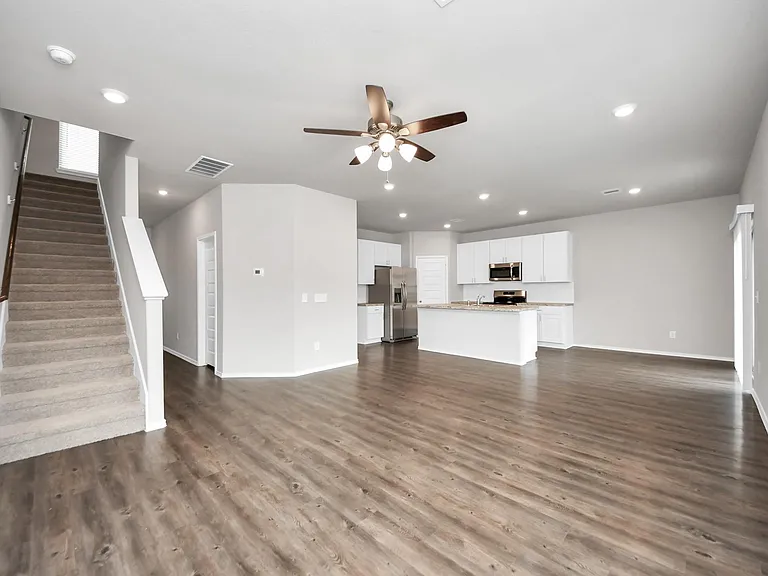 21235 Memorial Vista Dr — Photo 4