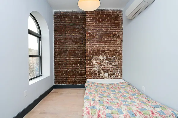 Rented by Nooklyn NYC LLC | media 1