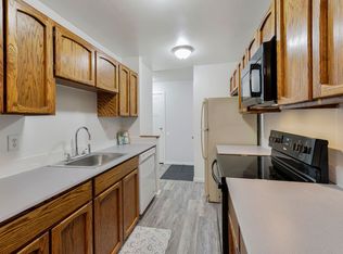 17430 Ambaum Blvd S APT 34, Seattle, WA 98148