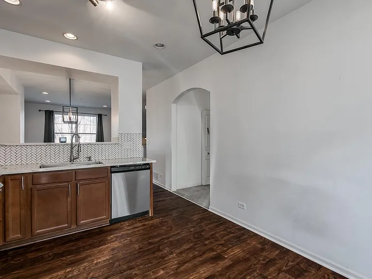 220 Laurel Ave — Photo 19