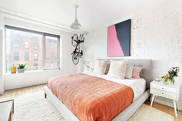 Sold by Compass | media 18