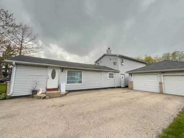 2912 18th Pl, North Chicago, IL 60064