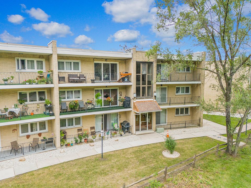 1st image of 9514 S 86th Ave APT 206