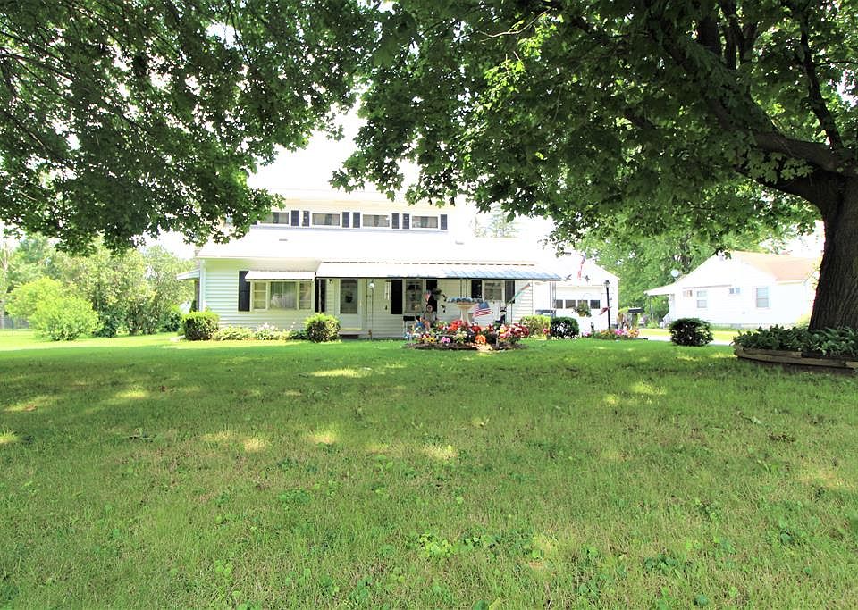 1st image of 3179 Lower Maple Ave