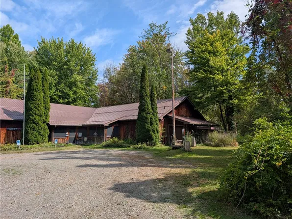451 Lawrence Rd, Brockport, NY 14420