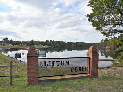 3625 Lakeshore Dr, Hope Mills, NC, 28348