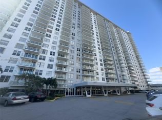 230 174th St, Sunny Isles Beach, FL 33160