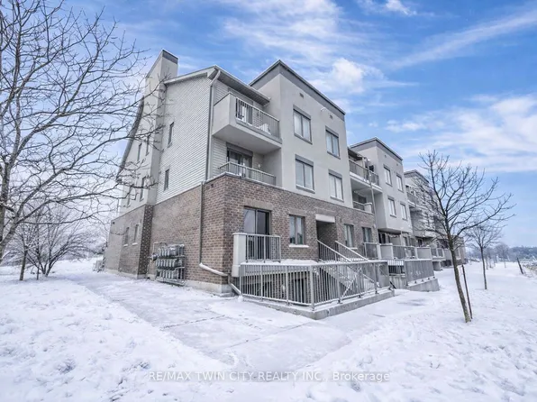 350 Fisher Mills Rd #38, Cambridge, ON N3C 0G8
