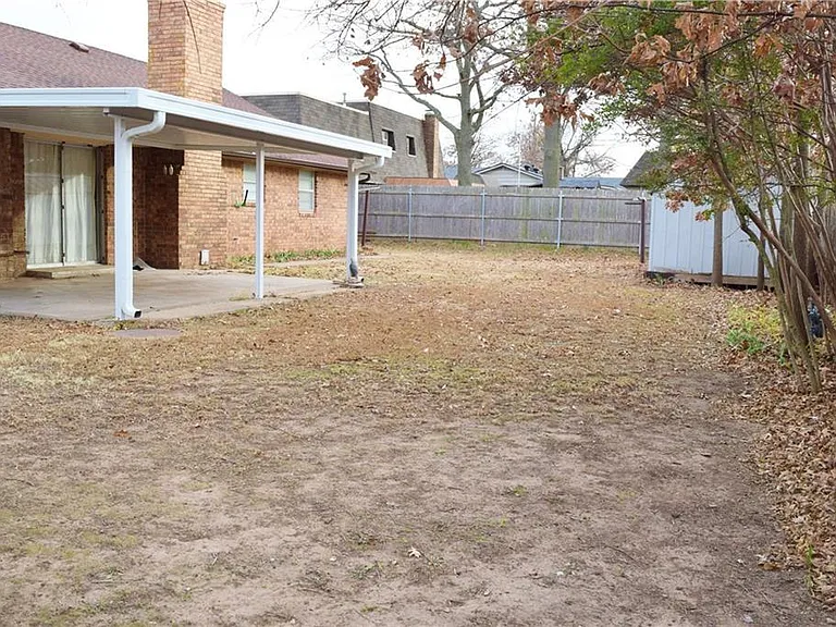 2600 Fedderson Dr — Photo 13