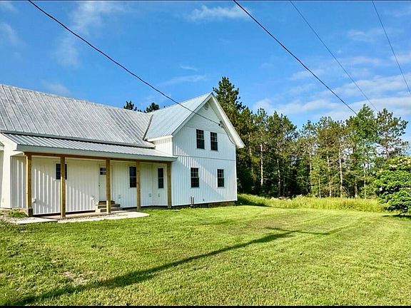 4th image of 662 Baker Rd