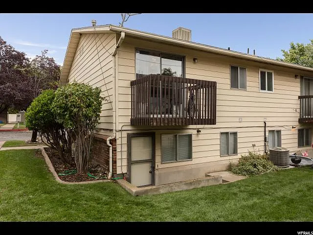 111 E Center St — Photo 21