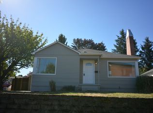 8034 NE Schuyler St, Portland, OR 97213