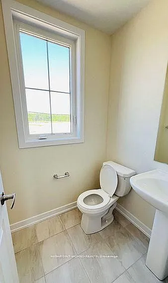 125 Melody Ln — Photo 8