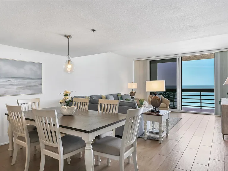 Dining room with view of the Gulf