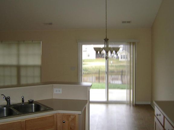5th image of 4209 Lawrence Daniel Dr
