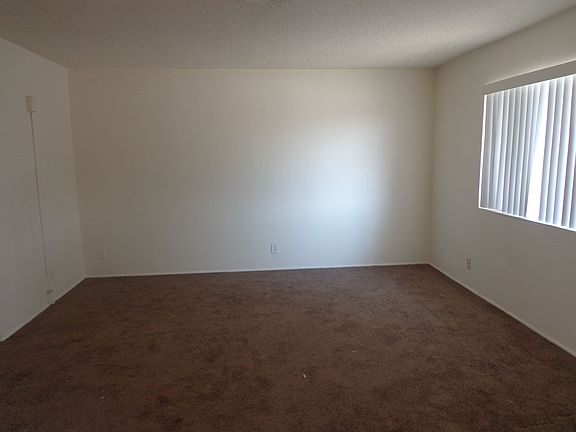 4th image of 25857 Cornell St APT B