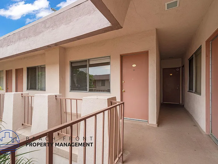 12233 Manor Dr. — Photo 11