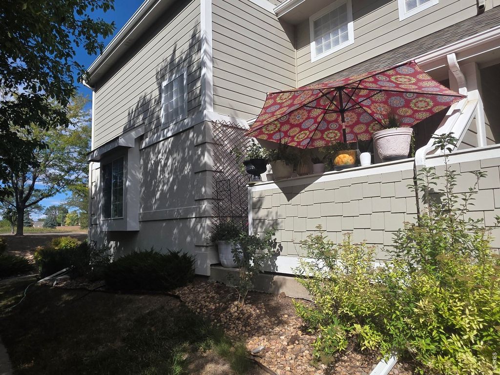 2125 Tonopas Ct #103