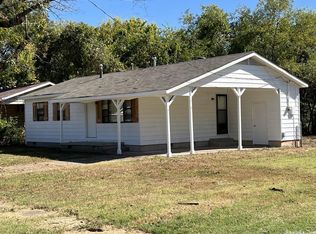 5219 E Roosevelt Rd, Little Rock, AR 72206