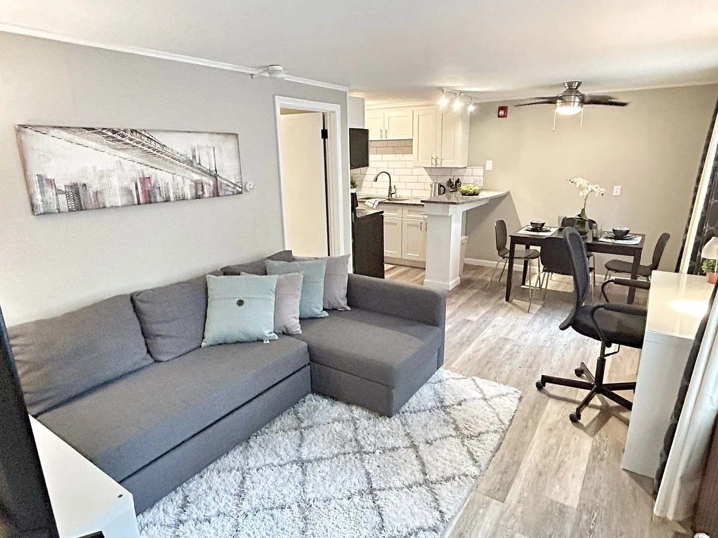 Storrs Apts — Photo 1